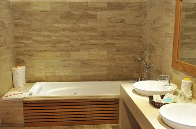 Hotel Be Live Hamaca Suites salle de bain
